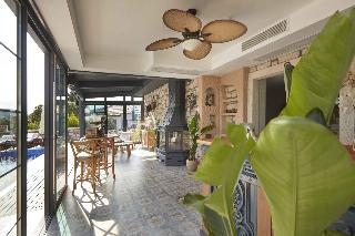 AlaBora Hotel - AlaÃ§atÄ±
