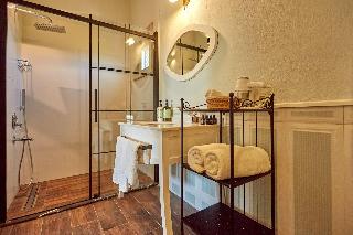 AlaBora Hotel - AlaÃ§atÄ±