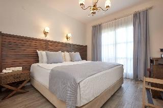 AlaBora Hotel - AlaÃ§atÄ±