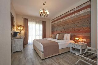 AlaBora Hotel - AlaÃ§atÄ±