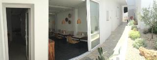 Aellia Hotel & Suites