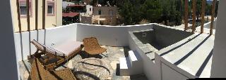 Aellia Hotel & Suites