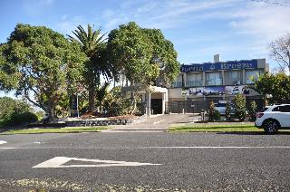 Ocean Breeze Hotel