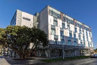 Quest Takapuna