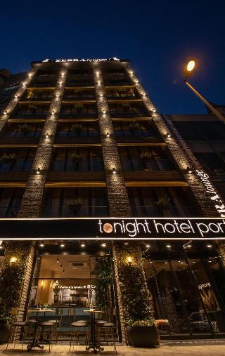 Tonight Hotel Port