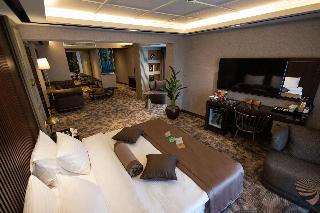 Tonight Hotel Port