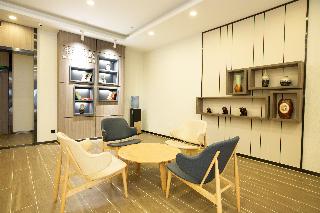 Hanting Hotel (Zhengzhou Lvcheng Plaza)