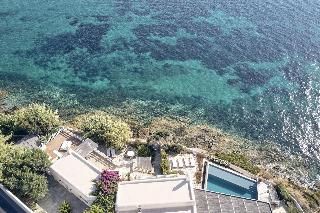 Belvedere Waterfront Villa & Suites