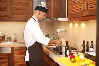 Belvedere Waterfront Villa & Suites