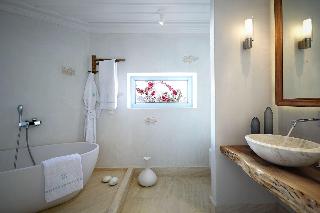 Belvedere Waterfront Villa & Suites
