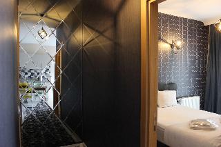 Quars Suite