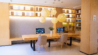 Ji Hotel (Daqing Tieren Square)