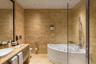 Crowne Plaza Istanbul Tuzla Viaport Marina