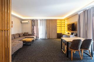 Hotel Avenue Deluxe