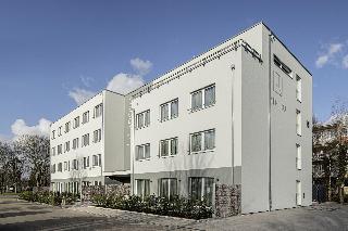 ADORO Aparthotel