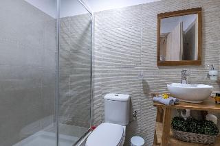 Comfort Stay Airport Boutique Hotel