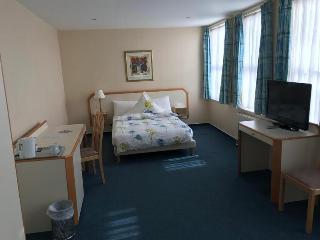 Room Room