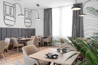 Adeo Hotel
