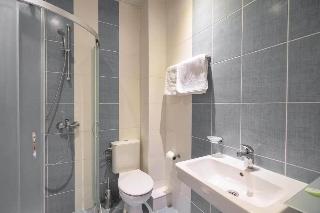 Adeo Hotel