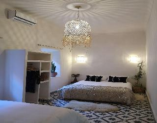 Room Room
