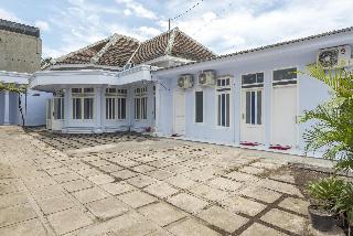 Formerly RedDoorz Syariah @ Bondowoso City Center