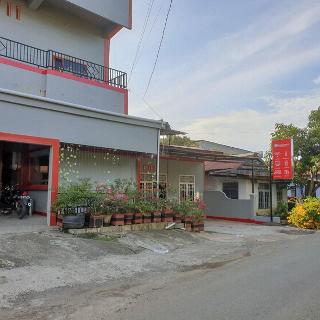 Formerly RedDoorz@ Hotel Yaki Mamuju photo 5