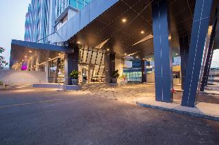THE 1O1 Jakarta Airport CBC