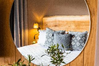 Avaton Suites & Villas
