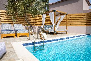 Avaton Suites & Villas