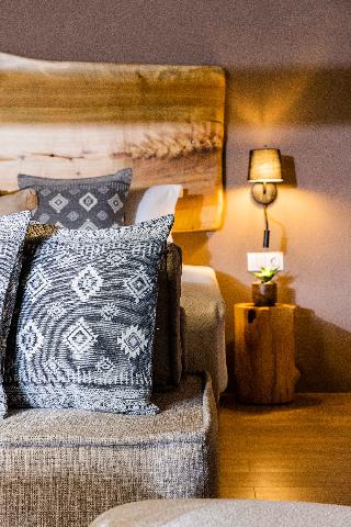 Avaton Suites & Villas