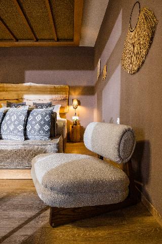Avaton Suites & Villas