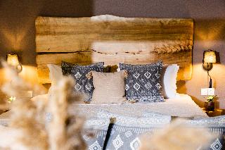 Avaton Suites & Villas