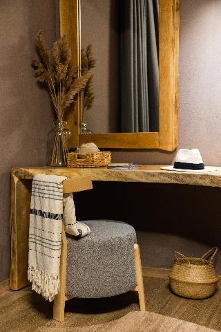 Avaton Suites & Villas