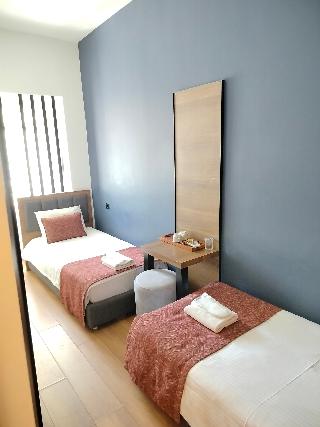 Room Room