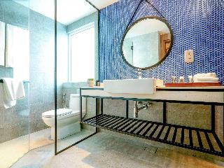 Deluxe Room with 1 double bed and 1 single bed