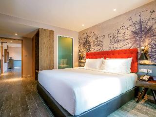 Deluxe Room with 1 double bed and 1 single bed