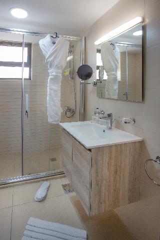 Triple A Hotel Suites