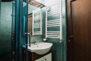 Suru Hotel