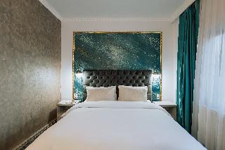 Suru Hotel