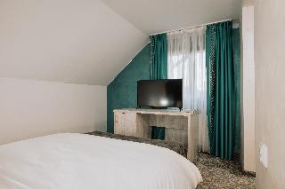 Suru Hotel