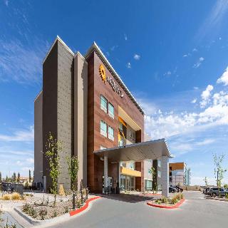 La Quinta Inn Suites Wyndham El Paso East Loop-375