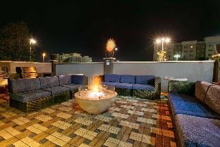 Tru by Hilton San Antonio at the Rim