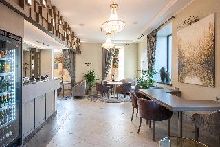 Calvary Hotel & Restaurant