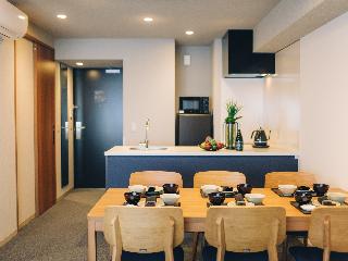 Room:SUI.B2-4