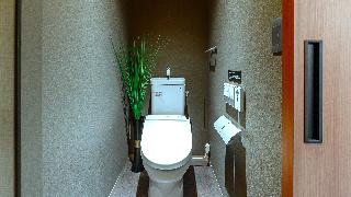 Room:SUI.B2-4