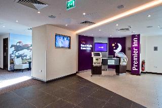 Premier Inn Cheltenham Town Centre