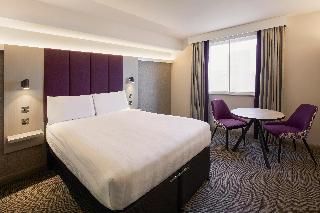 Premier Inn Nottingham West