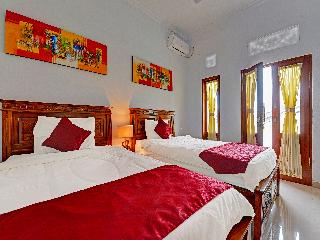 OYO 91326 Two Mades Guest House