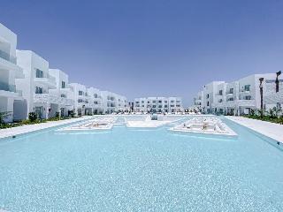Tanoak Ain Sokhna Hotel