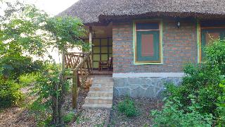 Irungu Forest Safari Lodge